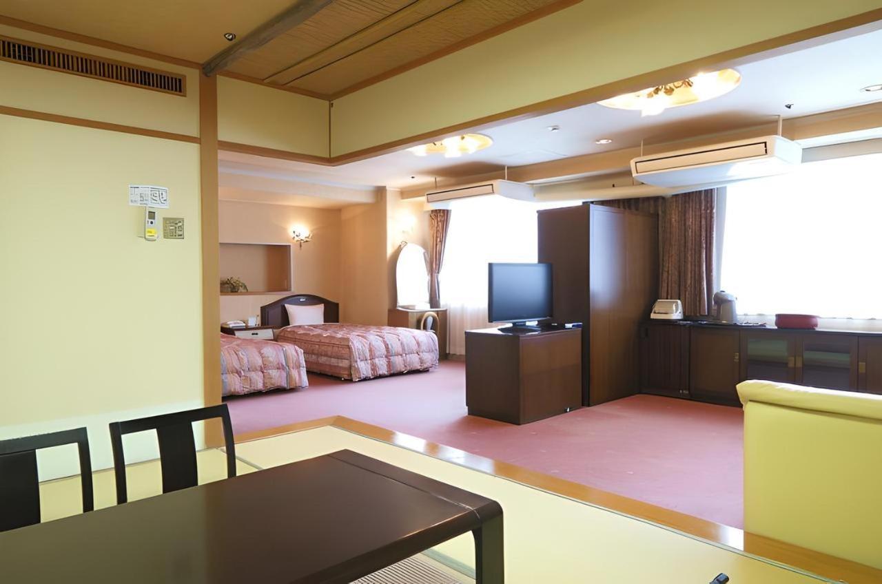 นิว ซันเปีย สึรุงะ Hotel สึรุกะ ภายนอก รูปภาพ
